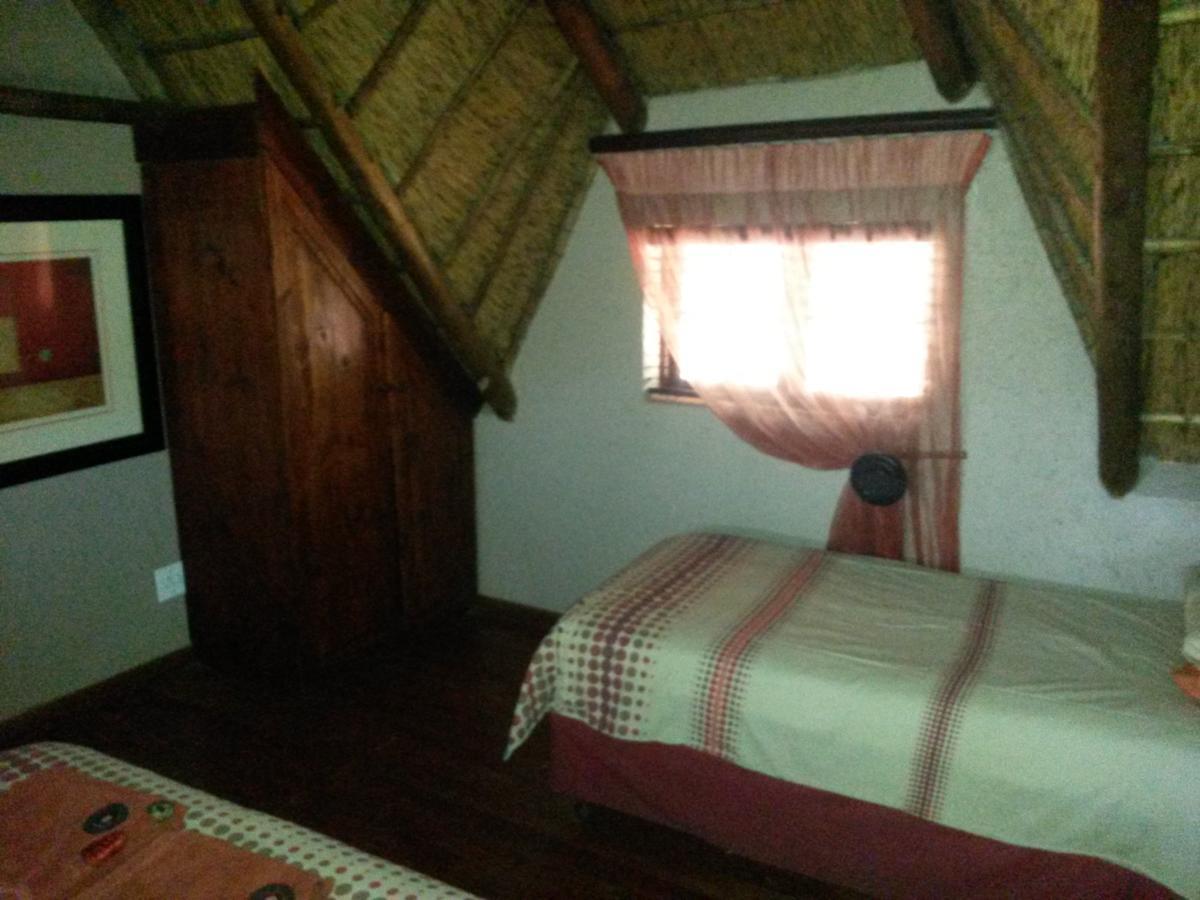 Benlize Lodge Hartbeespoort Szoba fotó